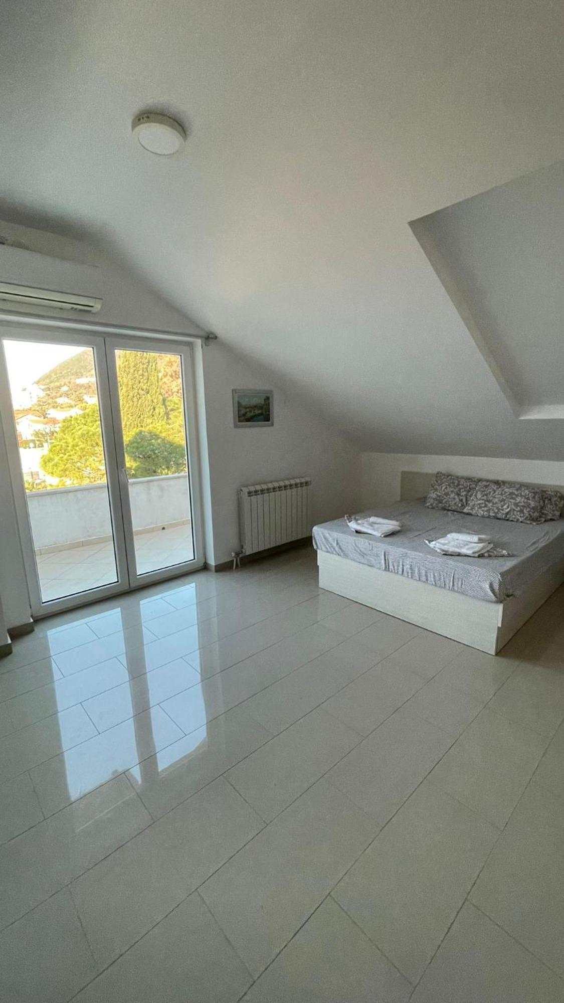Apartments Villa Danilovic Herceg Novi Buitenkant foto