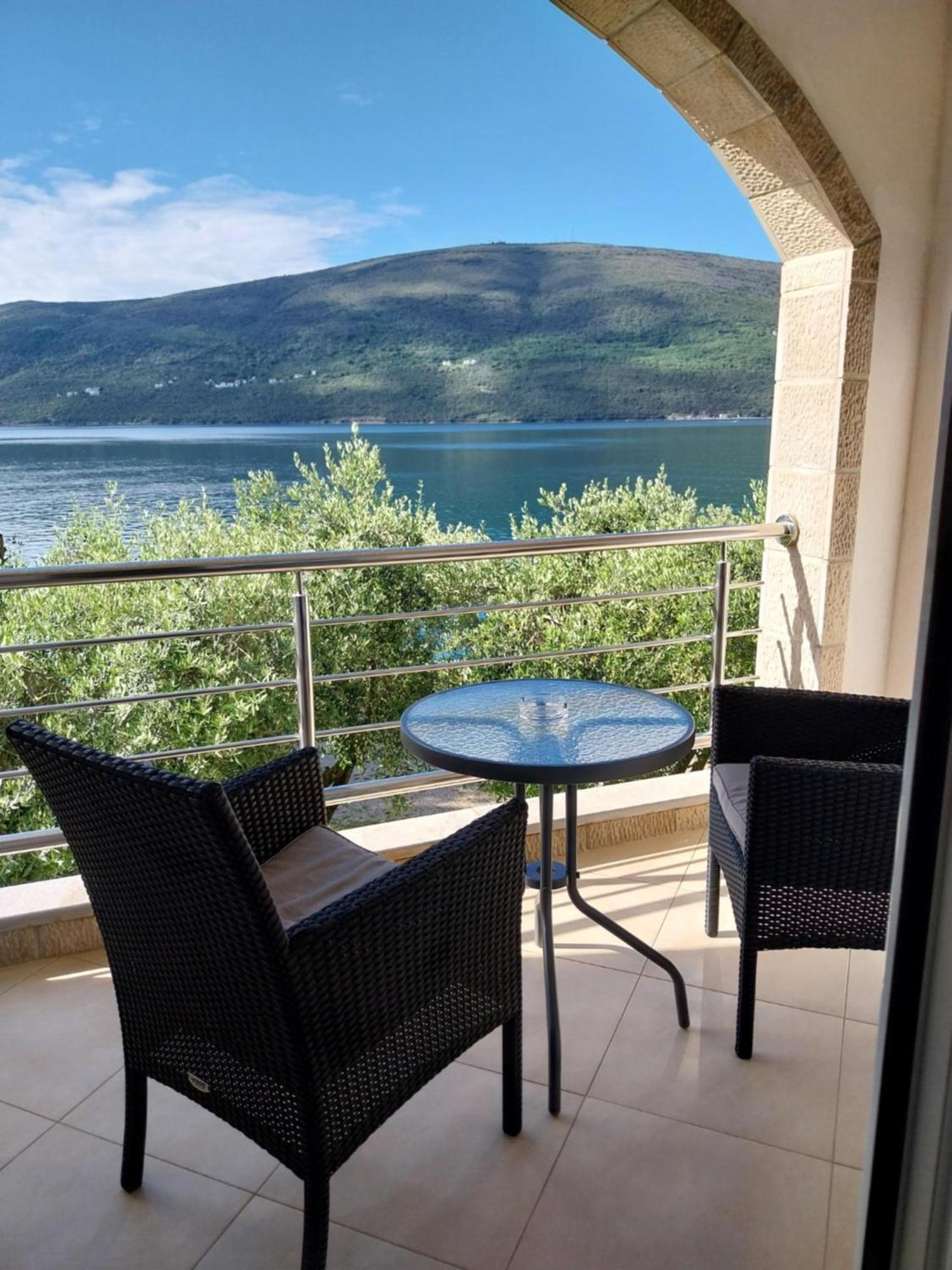 Apartments Villa Danilovic Herceg Novi Buitenkant foto