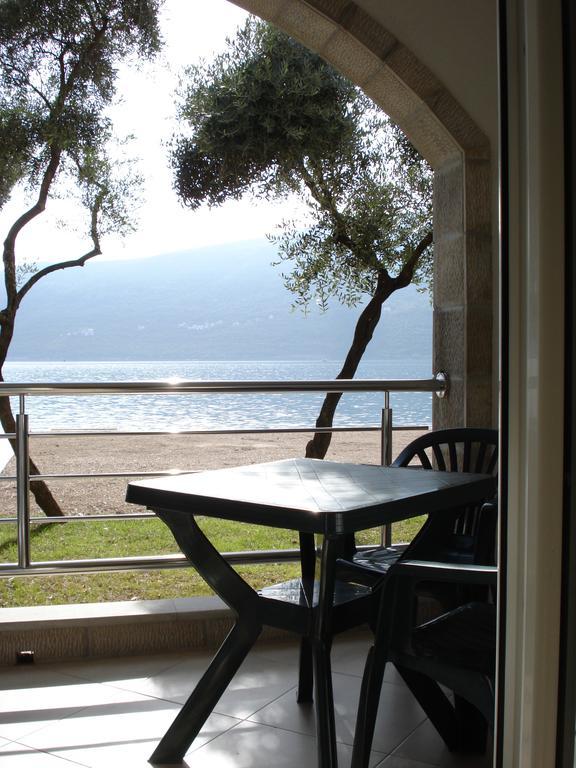 Apartments Villa Danilovic Herceg Novi Kamer foto