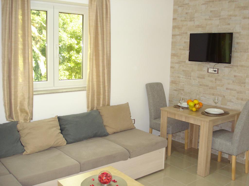 Apartments Villa Danilovic Herceg Novi Kamer foto