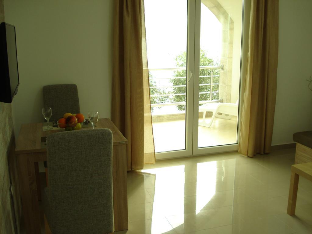 Apartments Villa Danilovic Herceg Novi Kamer foto