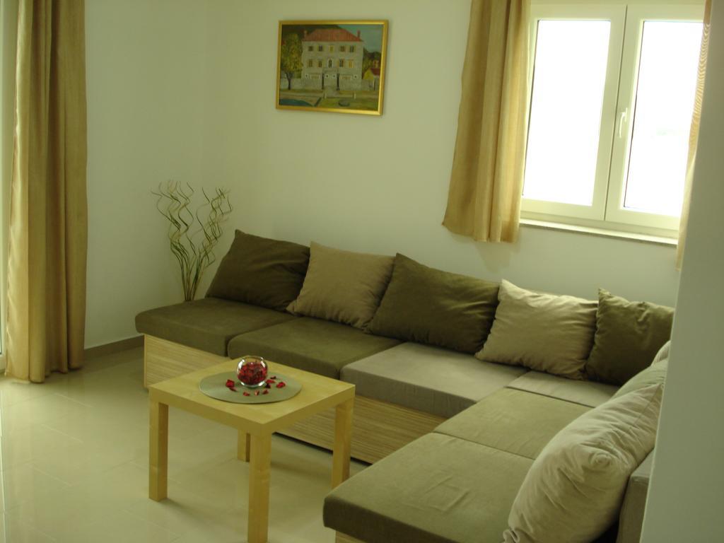 Apartments Villa Danilovic Herceg Novi Kamer foto